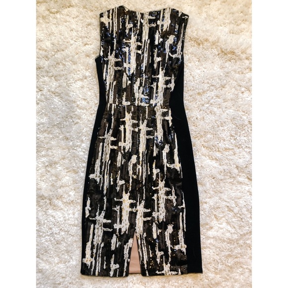 BCBGMaxAzria | Black and White Larisa Sequin Knee Length Dress Size 2 - Picture 6 of 10